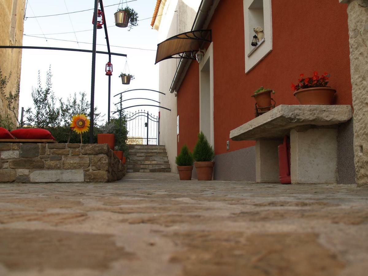 Willa Provvidenza Motovun Zewnętrze zdjęcie